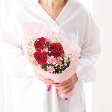 【母の日】母の日　バラとスプレーカーネーションの花束
